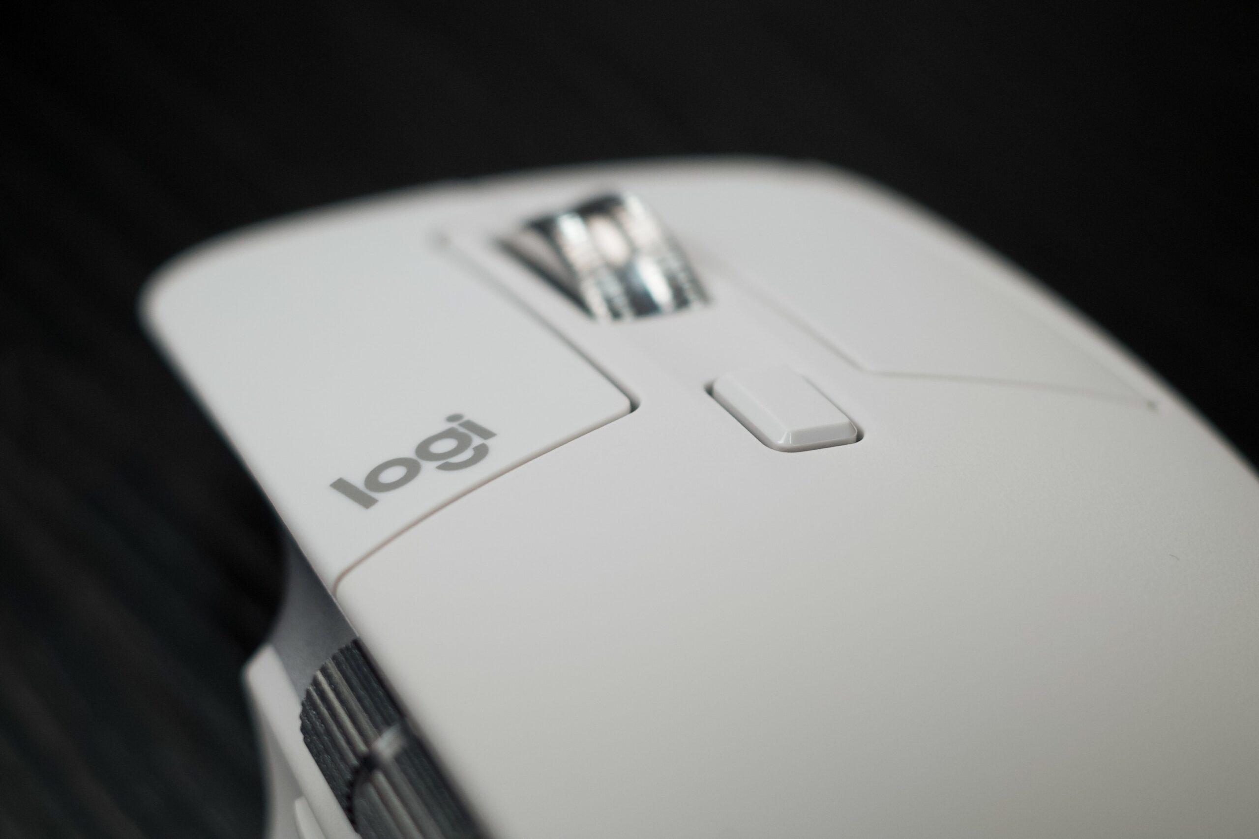 Trên Tay Logitech Mx Master 3S: Màu Trắng Trang Nhã, Nút Bấm Rất Êm, Độ Nhạy Cao Hơn Và Chỉnh Được Trên Tay Logitech Mx Master 3S: Màu Trắng Trang Nhã, Nút Bấm Rất Êm, Độ Nhạy Cao Hơn Và Chỉnh Được