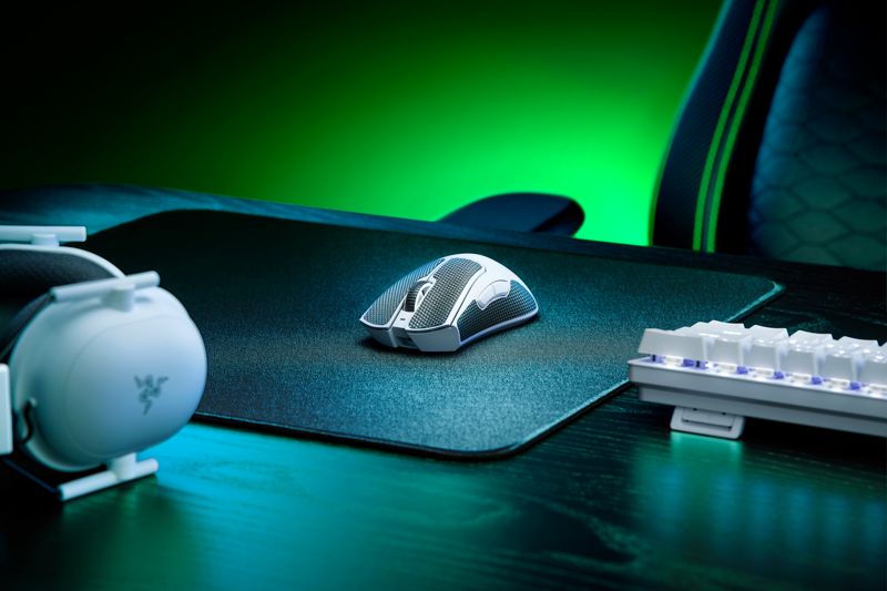 Razer Mang Huyền Thoại Chuột Gaming Siêu Nhẹ Trở Lại - Razer Deathadder V3 Pro Razer Mang Huyền Thoại Chuột Gaming Siêu Nhẹ Trở Lại - Razer Deathadder V3 Pro