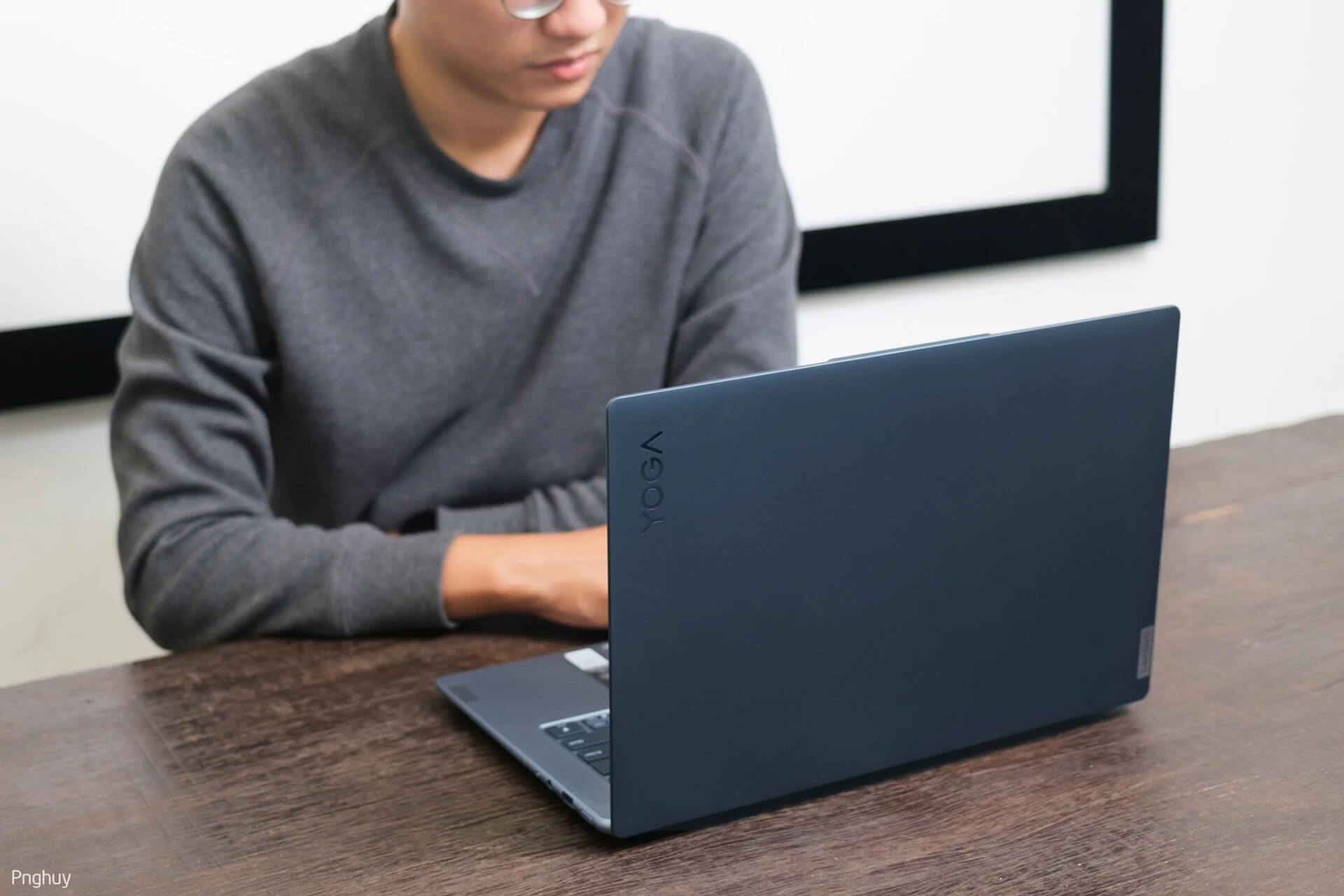 Tren Tay Lenovo Yoga Slim 7I Prox May Dep Cau Hinh Cao Da Dung Cho Nhieu Nhu Cau Features 06 Trên Tay Lenovo Yoga Slim 7I Prox Máy Đẹp, Cấu Hình Cao, Đa Dụng Cho Nhiều Nhu Cầu Features 06