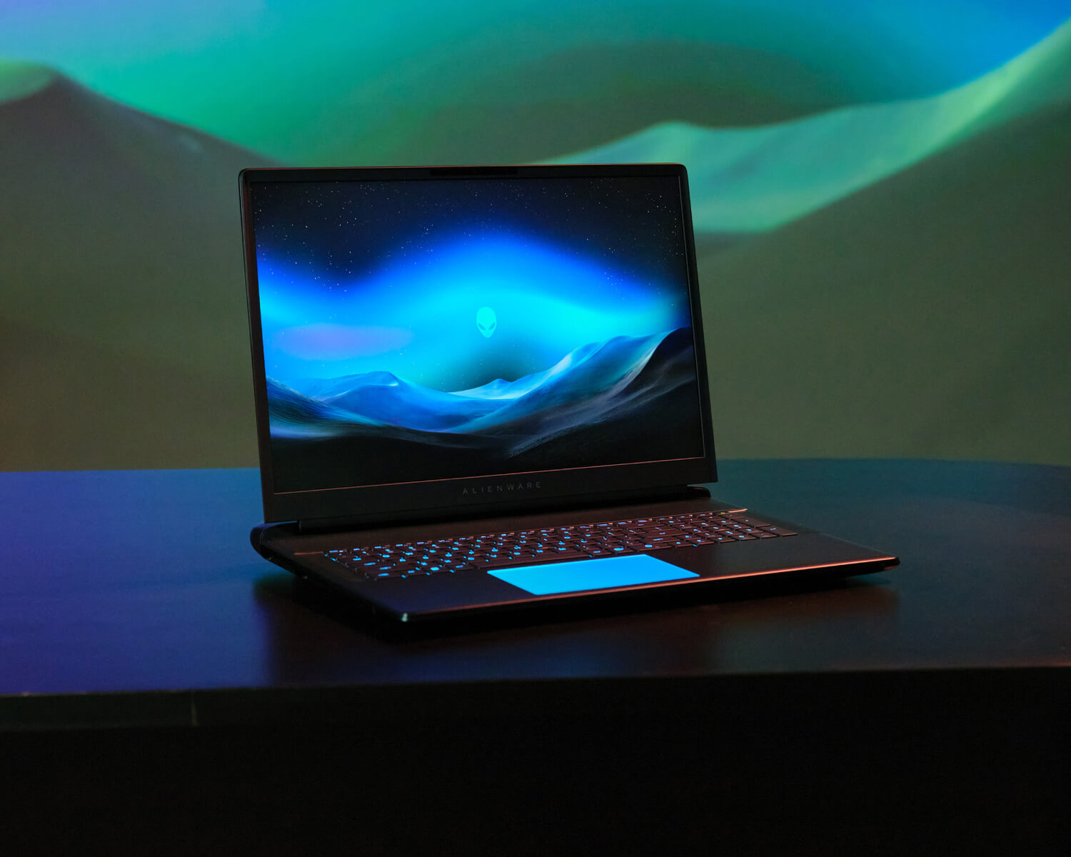 Gaming Laptop Area 51 Suc Manh Di Dong Manh Me Gaming Laptop Area-51: Sức Mạnh Di Động Mạnh Mẽ