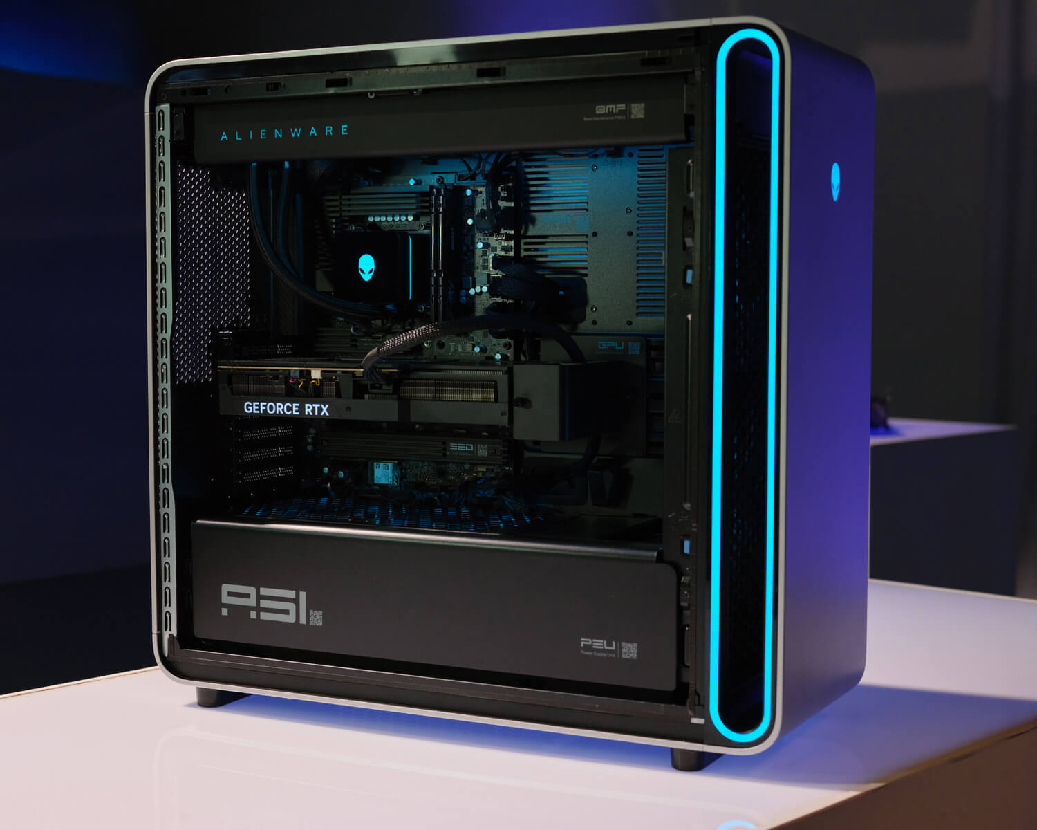 Pcdesktop Alienware Area 51 Thiet Ke Dinh Cao Va Hieu Suat Vuot Troi Alienware Định Nghĩa Lại Area 51 Mới Với Hiệu Suất Gaming Đỉnh Cao