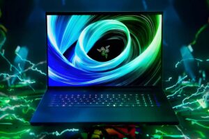Razer Tạm Ngừng Bán Laptop Blade Tại Mỹ Vì Lo Ngại Thuế Quan