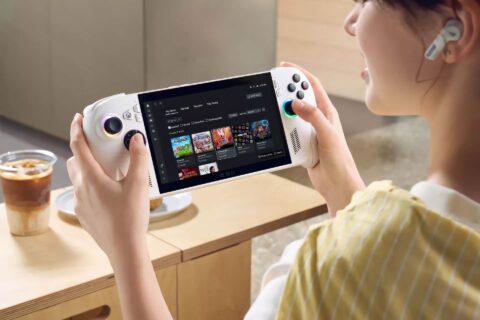 ROG Xbox Ally X chạy nhanh hơn trên Linux - Windows không tối ưu cho handheld?