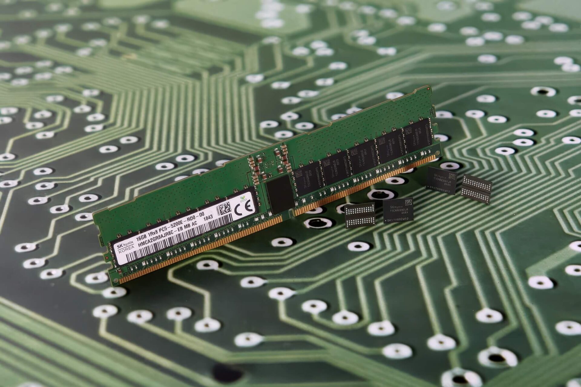 Khủng Hoảng Bộ Nhớ: Asus, Msi Tích Trữ Dram, Giá Tăng Đến 2027