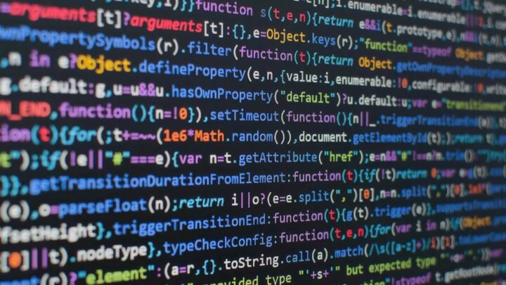 Startup Vibe Coding Mỹ tăng giá trị, dùng mô hình AI từ Trung Quốc