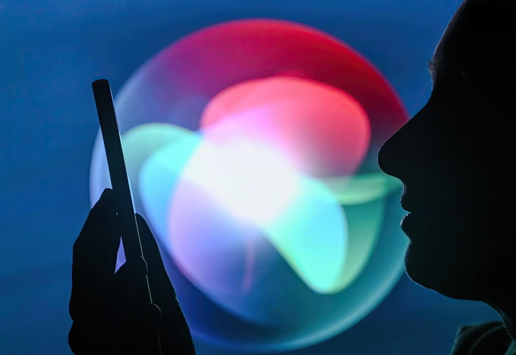 Siri Ai Lai Loi Hen Apple Doi Mat Bai Toan Ky Thuat Kho Giai Featured Siri Ai Lại Lỗi Hẹn - Apple Đối Mặt Bài Toán Kỹ Thuật Khó Giải